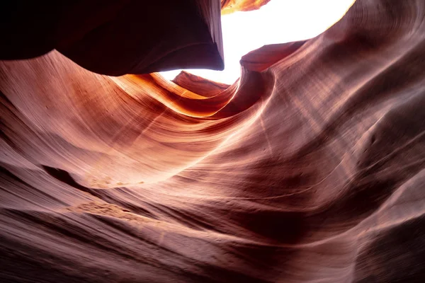 羚羊峡谷弧形砂岩层 旅行摄影 — 图库照片