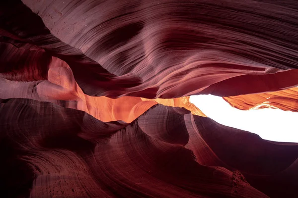 アンテロープ キャニオン 砂岩の素晴らしい色 旅行写真 — ストック写真