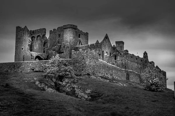 Rlanda Cashel Rock Ikonik Bir Dönüm Noktası — Stok fotoğraf