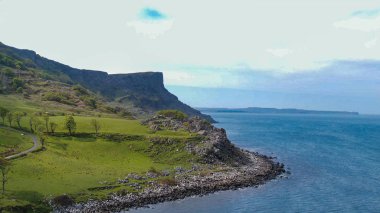 Murlough Bay Kuzey İrlanda - havadan görünümü - seyahat fotoğrafçılığı