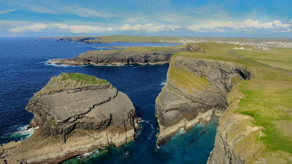 Φοβερό Τοπίο Στους Βράχους Του Κίλκη Στην Ιρλανδία Ταξιδιωτικές Φωτογραφίες — Φωτογραφία Αρχείου