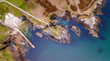 Yukarıdan İrlanda'da Beautiful Dunree Head - seyahat fotoğrafçılığı