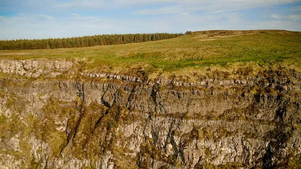 Irsko Bzukot Záběry Binevenagh Severním Irsku Cestovní Fotografie — Stock fotografie