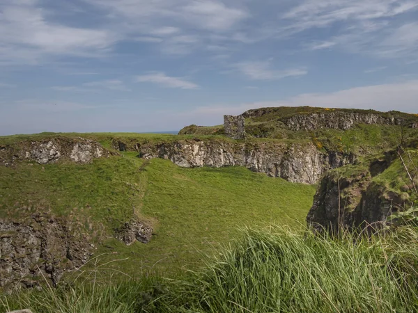 Podróż Causeway Coast Zamek Dunseverick Fotografia Podróżnicza — Zdjęcie stockowe