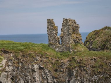 Causeway Coast seyahat - Dunseverick Kalesi - seyahat fotoğrafçılığı
