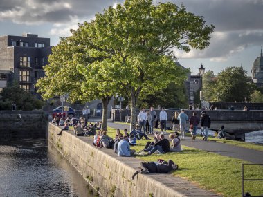 Galway Claddagh'da popüler iskele - Galway Claddagh, İrlanda - 11 Mayıs 2019