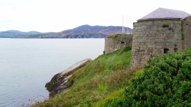 Φρούριο Ντάνρι Στην Ιρλανδική Δυτική Ακτή — Αρχείο Βίντεο