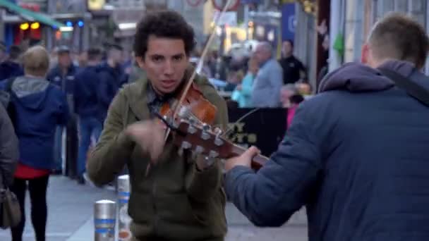 Straatmuzikanten Stad Galway Ireland Galway Claddagh Ierland Mei 2019 — Stockvideo