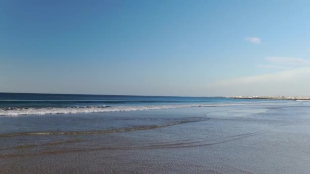 Spaziergang Strand Von Castlerock Bei Sonnenuntergang — Stockvideo