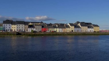 Galway renkli evler - seyahat görüntüleri
