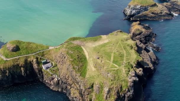 Aerial View Carrick Rede Rope Bridge North Ireland — Stock Video