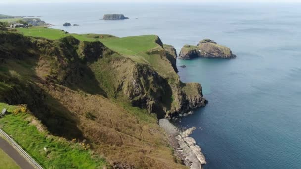 Ponte Corda Carrick Rede Ballycastle Irlanda Norte Vista Aérea Viagens — Vídeo de Stock