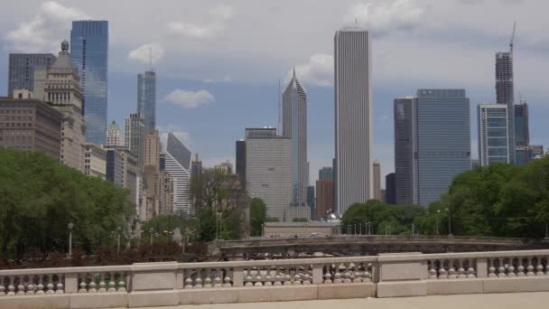 Chicago Belvárosának Sokemeletes Épületei Grant Parktól Utazási Fotózás — Stock videók