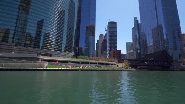 Chicago River Par Une Journée Ensoleillée Photographie Voyage — Video