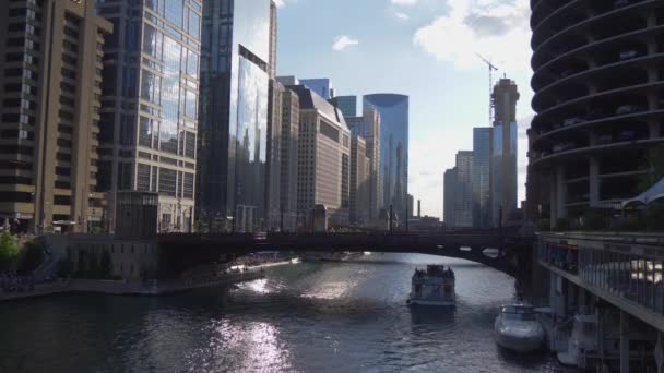 Bâtiments Grande Hauteur Autour Chicago River Chicago États Unis Juin — Video