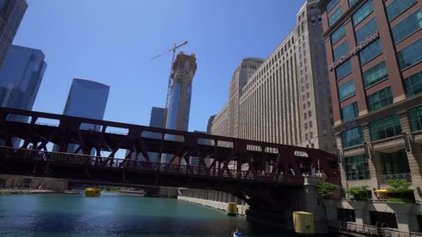 Los Puentes Sobre Río Chicago Chicago Estados Unidos Junio 2019 — Vídeo de stock