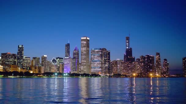 Прекрасный Ночной Чикаго Скайлайн Фотографии Путешествий — стоковое видео
