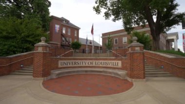 Louisville Üniversitesi - seyahat fotoğrafçılığı