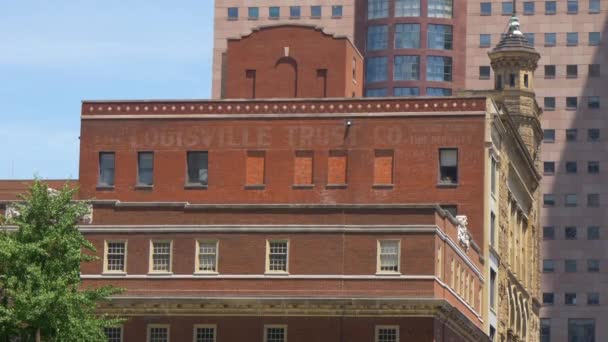 Old Buildings Louisville Downtown Louisville Kentucky June 2019 — Stock Video