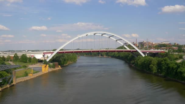 Koreanska Veterans Blvd Bridge Till Nashville Resor Fotografering — Stockvideo