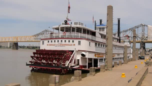 Belle Louisville Paddle Wheel Steamer Louisville Kentucky June 2019 — Stock Video