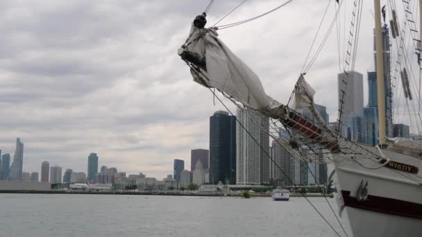 Jachtařská Loď Chicagských Námořnictvu Pier Chicago Illinois Června 2019 — Stock video