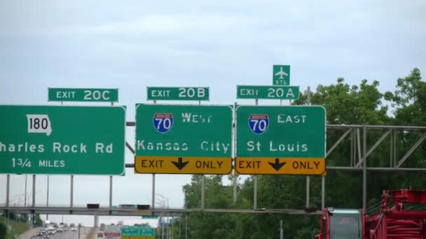 Kansas City Louis Trafik Işaretleri Chicago Illinois Haziran 2019 — Stok video