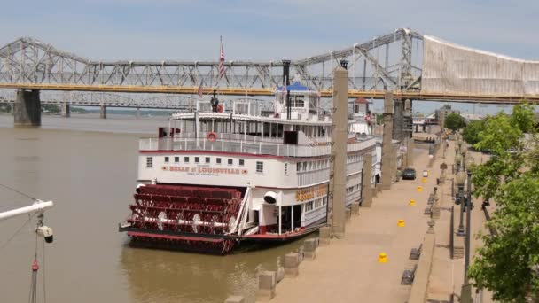 Belle Louisville Paddle Wheel Steamer Louisville Kentucky Juin 2019 — Video