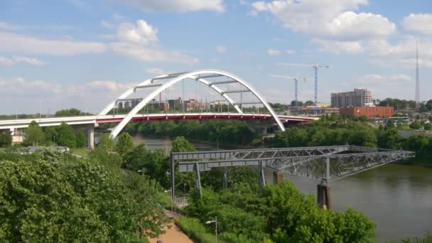 Koreanska Veterans Blvd Bridge Till Nashville Resor Fotografering — Stockvideo