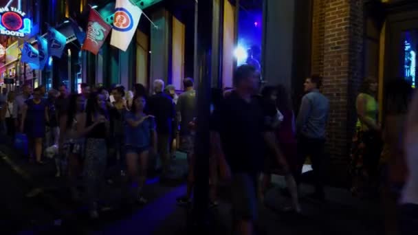 Walking Broadway Nashville Night Nashville Tennessee June 2019 — Stock Video