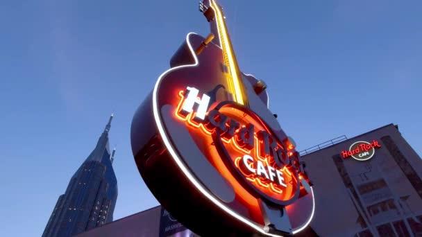 纳什维尔著名的硬岩咖啡店Guitar Nashville Tennessee June 2019 — 图库视频影像