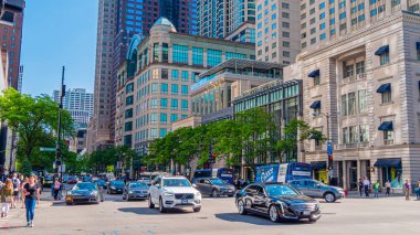 Chicago'da Magnificent Mile sokak manzarası - Chicago, Illinois - 12 Haziran 2019