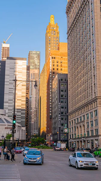 High Rise Buildings Chicago River Chicago Illinois Giugno 2019 — Foto Stock