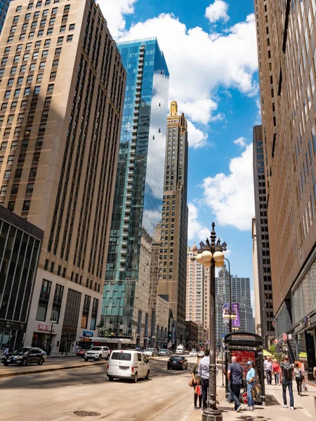 Caminhando Michigan Avenue Chicago Lugar Movimentado Chicago Illinois Junho 2019 — Fotografia de Stock