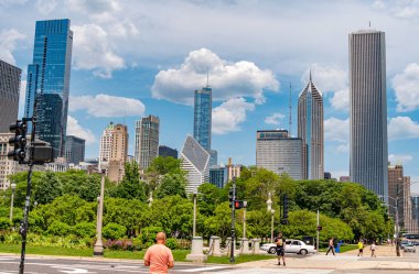 Chicago şehir merkezindeki ikonik binalar - Chicago, Illinois - 12 Haziran 2019