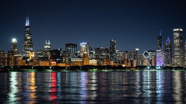 Gece Chicago - inanılmaz siluet - Chicago, Illinois - 12 Haziran 2019