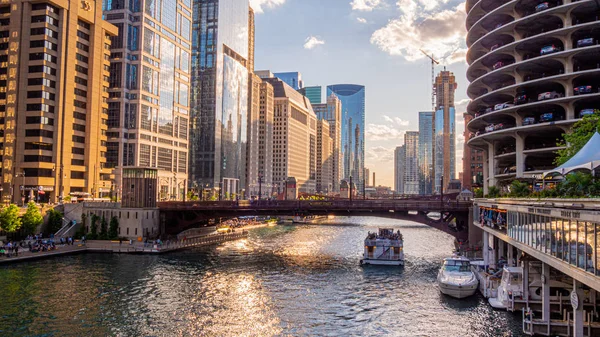Chicago River Beautiful Day Chicago Illinois Jun 2019 — стоковое фото