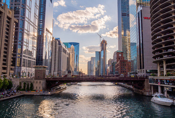 Chicago River in the evening - amazing view - CHICAGO, ILLINOIS - JUNE 12, 2019