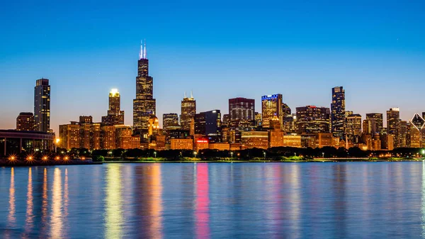 Chicago Skyline Noite Lake Michigan Chicago Illinois Junho 2019 — Fotografia de Stock