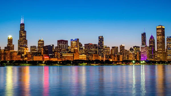 Vidvinkel Utsikt Över Chicago Skyline Kvällen Chicago Illinois Juni 2019 — Stockfoto