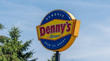 Louisville Dennys Amerikan Diner Restoran - Louisville. Abd - 14 Haziran 2019