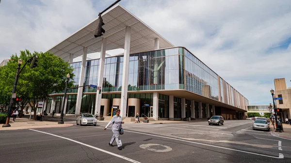 Kicc-Kentucky internationaal conferentiecentrum in Louisville-Louisville. Verenigde Staten-14 juni 2019 — Stockfoto