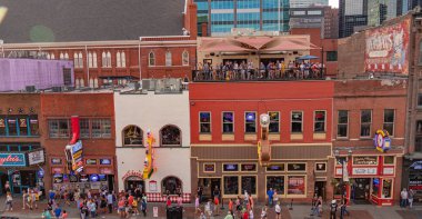 Nashville - Nashville, Tennessee canlı müzik barları ve Rooftop Barlar üzerinden görünümü - 15 Haziran 2019