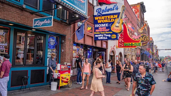 Nashville Broadway Een Populaire Drukke Plaats Stad Nashville Tennessee Juni — Stockfoto