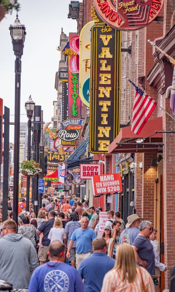 Nashville Broadway Ist Ein Beliebter Und Geschäftiger Ort Der Stadt — Stockfoto