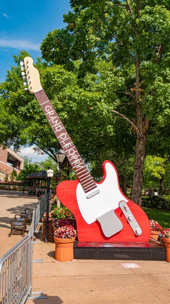 Огромные Гитары Grand Ole Opry Nashville Tennessee Июня 2019 — стоковое фото