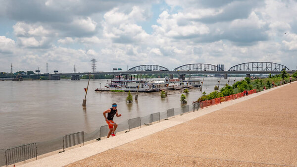Banks at Mississippi River in St Louis - ST. LOUIS, MISSOURI - JUNE 19, 2019