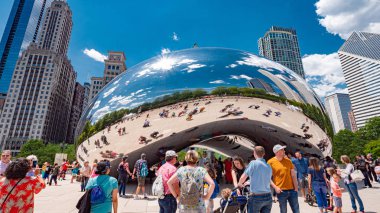 Chicago 'daki Milenyum Parkı' nda ünlü Cloud Gate - Chicago, ABD - 11 Haziran 2019