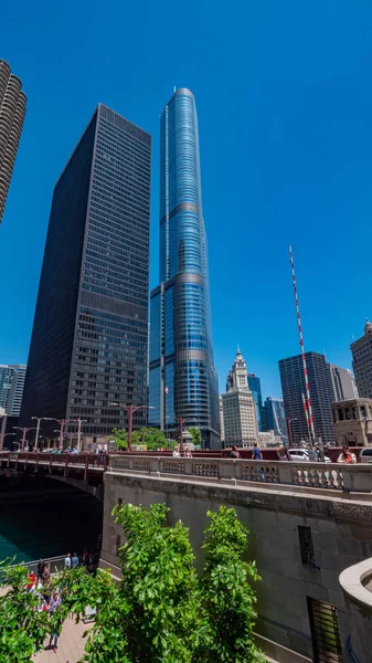 Σύγχρονοι πύργοι γραφείων στο κέντρο του Σικάγο-Σικάγο, ΗΠΑ-11 Ιουνίου 2019 — Φωτογραφία Αρχείου