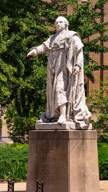 Louisville 'deki Kral Louis heykeli - LOUISVILLE, ABD - 14 Haziran 2019